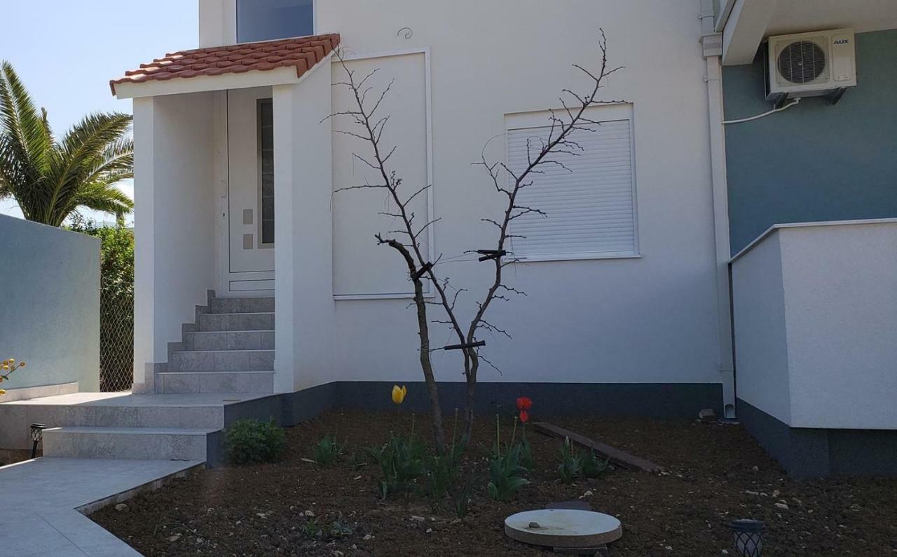 Apartmani Suncokreti - Sunflower Apartments Бар Экстерьер фото